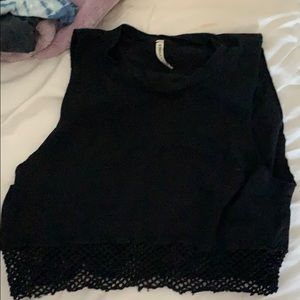 EMMA AND SAM FISHNET CROP